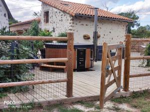 Maisons de vacances Gite a la ferme de la symphonie du vivant : photos des chambres