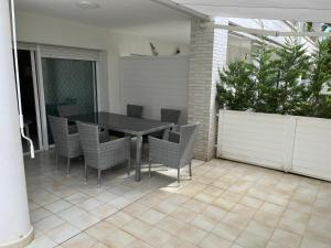 Amplio Apartamento con acceso directo a piscina