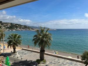 Appartements Premium Sea Front Apartment : photos des chambres