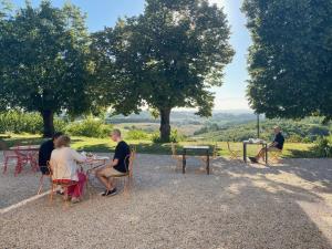 Maisons d'hotes Aux Coteaux d'Aussac : photos des chambres