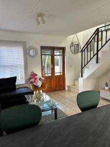 The Great escape 5 mins away from Blouberg Beach