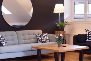 River Valley Vista Apartment