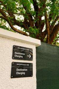 Hotel Saraceno Resort with Private Beach