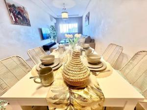 Cozy&Elegant apartmentpoolcity centerGueliz