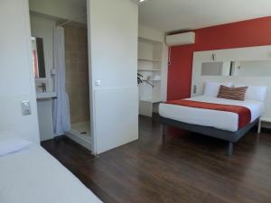 Hotels Hotel Escatel : photos des chambres