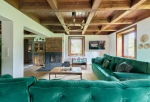 Prywatny Dom w stylu Slow Life z zewnętrznym basenem i jacuzzi - Siedlisko Koleczkowo blisko Trójmiasta D&H by Noclegi Renters - Bieszkowice