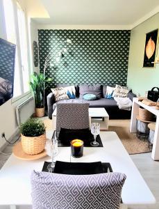 Appartements Le Chic & Cosy Pleyel - stade de France T3 : photos des chambres