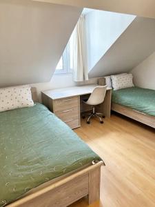 Large Quiet Charming Rooms in House near Historic Gent Centre