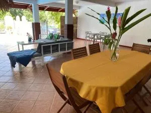 Douceur des Hauteurs bas de villa, piscine privée - Lépinay