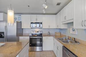 Sweet 5 Pool Resort Condo! Ocean and Beach Views! by Dolce Vita Getaways PCB