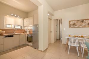 Koutris Apartment 2