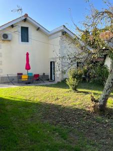 Maisons de vacances Villa coutrillonne pres St Emilion [clim salon] : photos des chambres