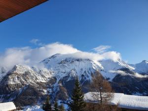 Appartements superbe vue, grand studio renove centre station : photos des chambres