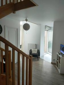 Sejours chez l'habitant Cozy & charming room in a shared apartment near Paris : photos des chambres