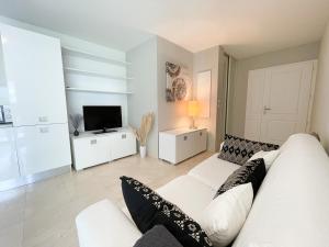 Appartements Deux pieces, parking et piscine : photos des chambres