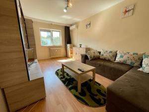 Apartament cu 2 camere, locatie excelenta