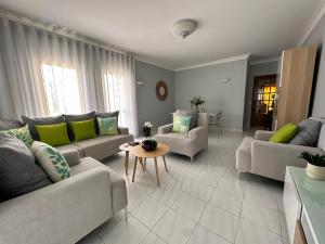 Amazing Ocean View Apt Steps from the Beach