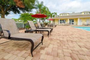 Palm Key Oasis - Close to Attractions