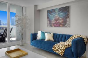 Visions! Water and Miami Skyline VIews! Brand New