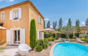 Maisons de vacances Amazing Home In Morires-ls-avignon With Outdoor Swimming Pool, Wifi And 4 Bedrooms : photos des chambres