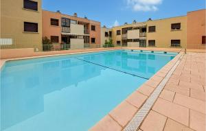 Appartements Awesome Apartment In Cavalaire Sur Mer With Outdoor Swimming Pool, Wifi And 2 Bedrooms : photos des chambres