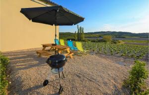 Maisons de vacances Nice Home In Mormoiron With Wifi, Private Swimming Pool And 2 Bedrooms : photos des chambres