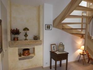 Maisons de vacances Gite Arpajon-sur-Cere, 4 pieces, 6 personnes - FR-1-742-425 : photos des chambres