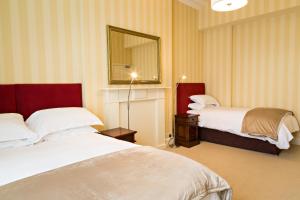 Deluxe Family Room (3 Adults) room in The Tralee Park Guest House