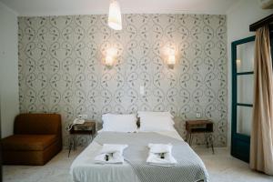 Karavostasi Beach Hotel