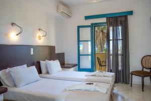Karavostasi Beach Hotel