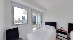 Arenas del Mar Apartments