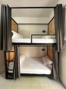 Sleep tight hostel koh tao