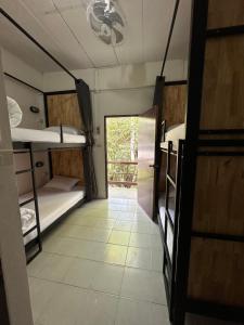 Sleep tight hostel koh tao