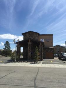 Geyser Inn