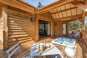 Lodges Les Cabanes Suspendues : photos des chambres