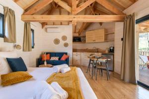 Lodges Les Cabanes Suspendues : photos des chambres