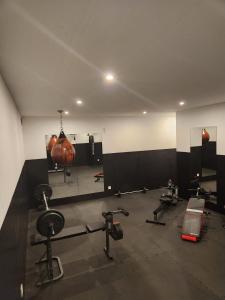 Appartement moderne avec terrasse et piscine à Châtel sur Bex