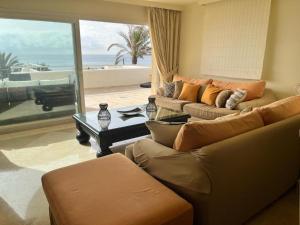 Spacious Stunning Views 2-Bed Apartment Estepona