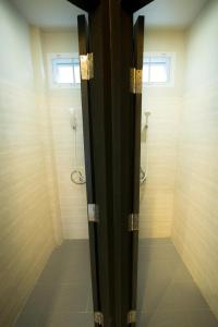 Dorm of Happiness by Tharaburi Resort