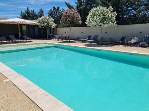 Maisons de vacances Les Bergeries de Saumane, gite 6 personnes au sein d'un ensemble de 4 gites,Piscine commune : photos des chambres