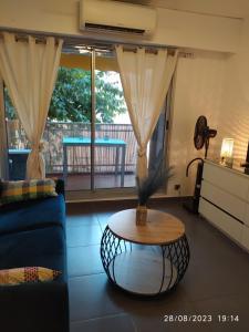 Vieux-Port: Climatisé + Balcon