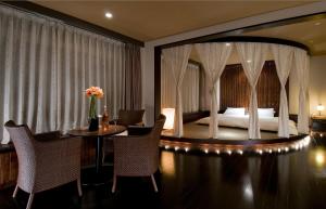 Kitahiroshima Classe Hotel