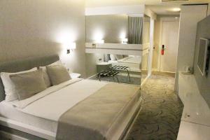 White Line Boutique Hotel