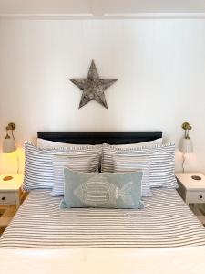 1 Bed Cabin - Sleeps 2 - Pets - Garden - Parking