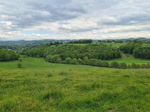 Maisons de vacances Maison tout pres d’Aurillac - Monts du Cantal : photos des chambres