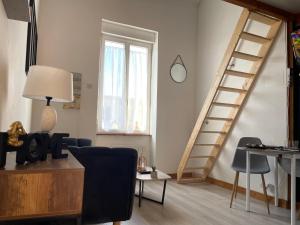 Appartements T1 bis - mezzanine - 5 min Gare : photos des chambres