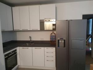 Appartement Balcon standing Pontoise gare RER C H J PARIS Nord-ouest