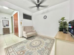 7Pax MMU , Tamarind Square Cyberjaya Free Parking