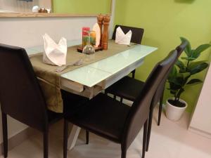 OASIS CHIC By THE BAY PASAY CITY Near Mall of Asia