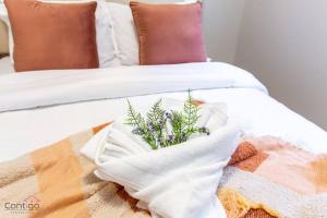 Orchards Retreat, AC, Family Friendly, Sleeps 10, NearAirprt